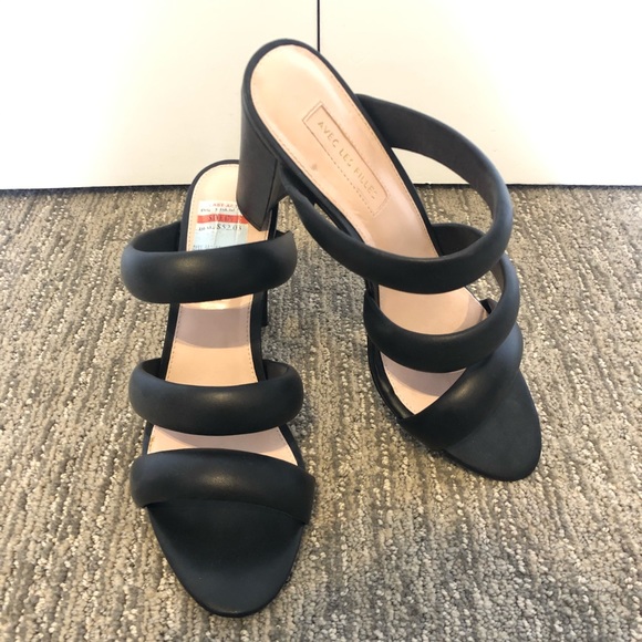 Mules - Picture 3 of 8